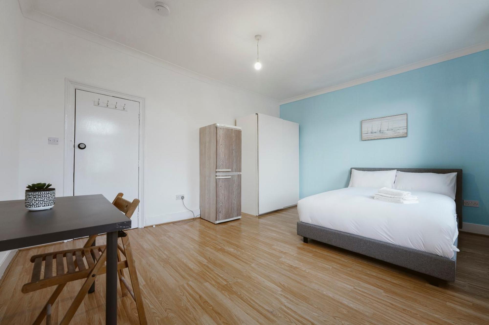 Stratford Double Rooms - 29 London Eksteriør billede