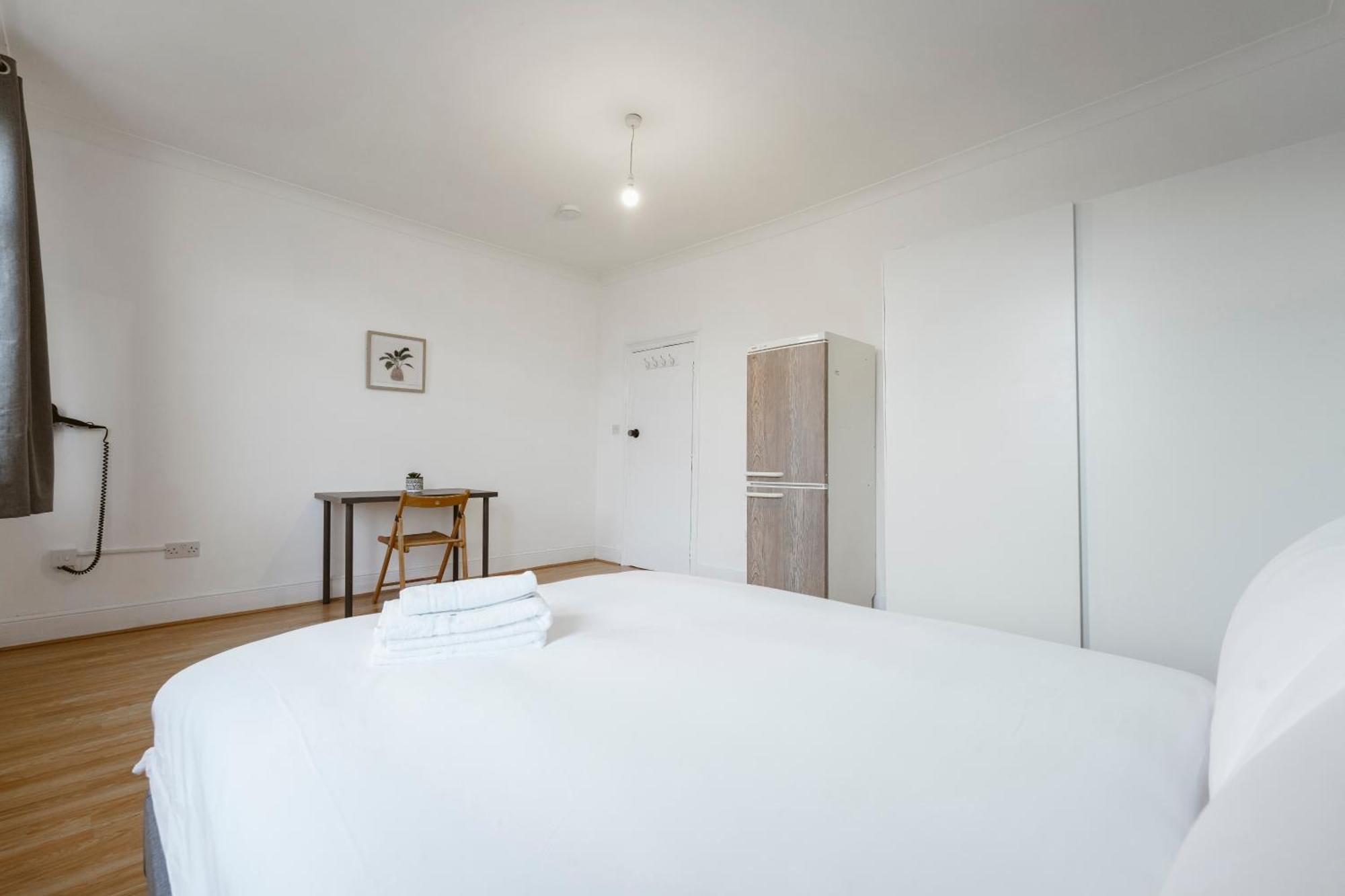 Stratford Double Rooms - 29 London Eksteriør billede