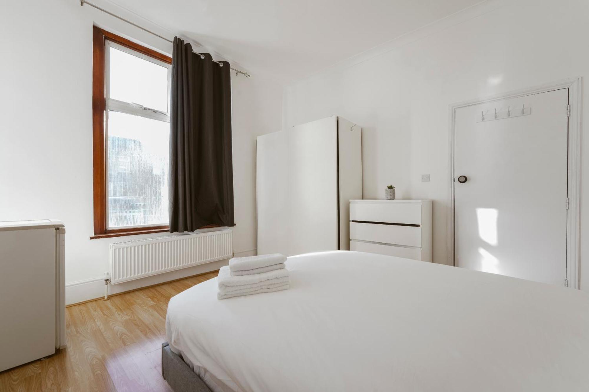 Stratford Double Rooms - 29 London Eksteriør billede