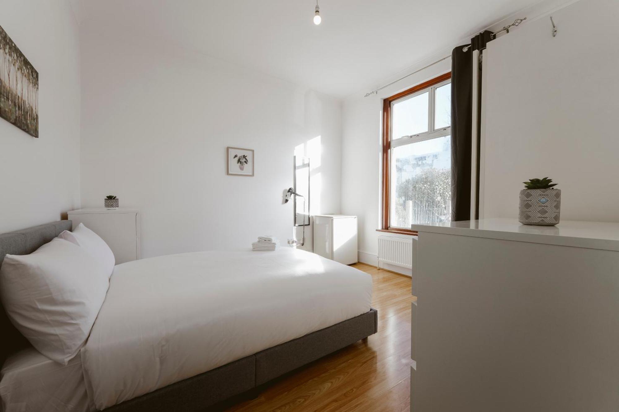 Stratford Double Rooms - 29 London Eksteriør billede